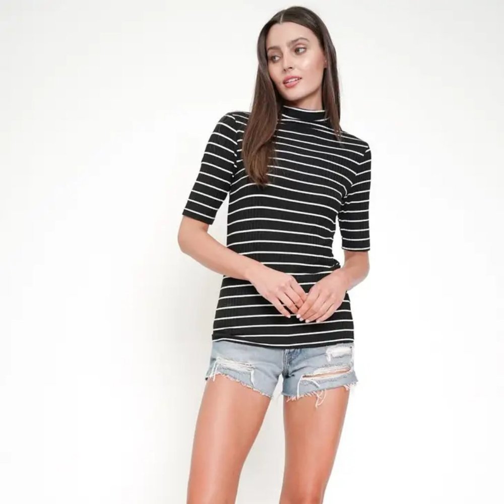 Mystree Ribbed Stripe Top-NWT- Black